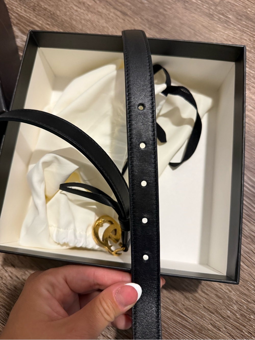 Gucci Black Leather Belt with Gold Double G Interlocking Buckle - Picture 5 of 7